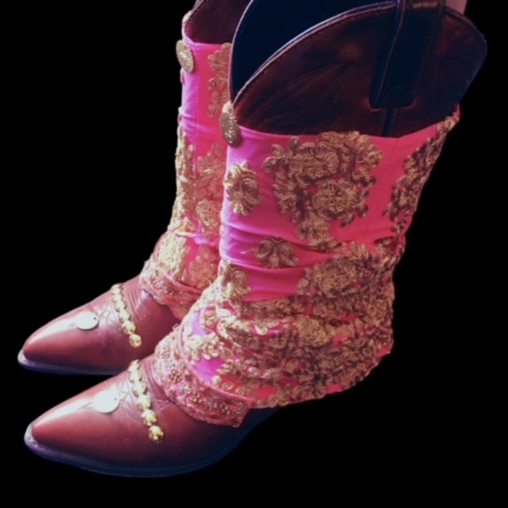 Customed Hot Pink Sari Cowboy Boots